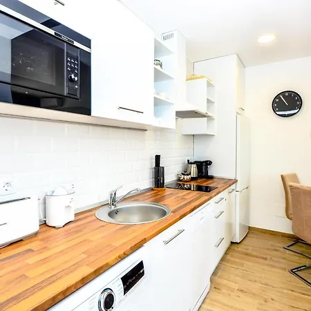1 Bedroom Sea View In Center Of Marbella! Lejlighed Marbella