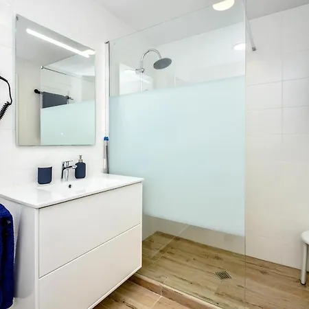 1 Bedroom Sea View In Center Of Marbella! Lejlighed